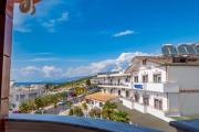 La Luna Resort