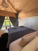 Leaf Loft Chalet Leaf Loft Chalet