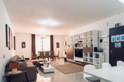 Belmonte Heights - Luxury 3 Bedroom Apartment