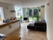 Modern, Spacious 1 Bedroom Garden Flat SW18