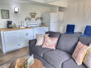 Gorgeous with Golf View, Branson StripLake Marina