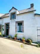 Les Hortensias à ST GILLES VIEUX MARCHE WIFI NETFLIX CALME