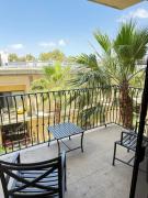 Downtown Los Angeles 1 bedroom Apt with Pool, Gym and FREE PARKING