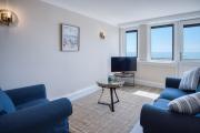 Waterfront 1 - 1 Bedroom Apartment - Wisemans Bridge