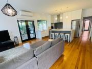 Spacious 4bdr family home away from home