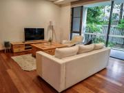 3BR APT in heart of Lindfield