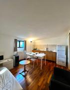 Stadio e ippodromo a due passi, Parking, Metro e Wifi