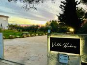 Top Saint-Mitre-les-Remparts