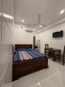 CROWN PLAZA Open Door