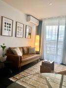 Boutique Canberra Stay - Balcony - Desk