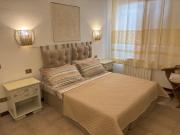 Bosa appartamento Bouganville con vista mare ampio terrazzo