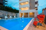 Apartment with private swimming pool