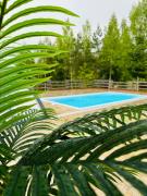 Osada Modrzewiowe Wzgórze - Podgrzewany Basen Zewnętrzny, Bieszczady, Wańkowa, Solina, Polańczyk Osada Modrzewiowe Wzgórze - Podgrzewany Basen Zewnętrzny, Bieszczady, Wańkowa, Solina, Polańczyk