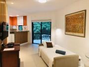 Caminhe p a Praia de Copa, vista p montanha, com piscina e sauna