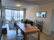 Beautiful 2 Bedroom Apartment with Ocean Views, Bloubergstrand