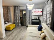 Universal-Disney Dream 3413 Studio - The Enclave