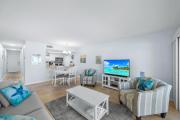 Top Captiva