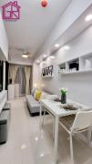 Stylish Modern Condo at Shore Residences MOA