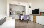 2 Bedroom Cozy Apartment In Obrovac 2 Bedroom Cozy Apartment In Obrovac