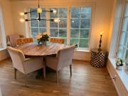 Litet charmigt hus på hästgård