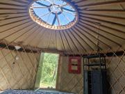 Yourte cosy en pleine nature, proche Sainte-Baume