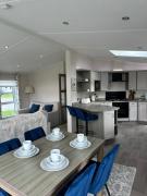 Oakmont 4 - Lodge with Hot Tub