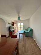 Beautiful apartment 8 minutes from the beach, with river views