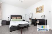 SANDY SHORE by BOURNECOAST - An Apartment with a Patio Garden Near the Sandy Beaches and Shops - FM9618