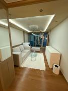 5min walk to Subway line 7