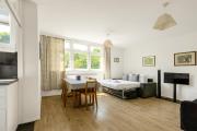 Sun-lit Studio, 7 mins to tube &train, Putney
