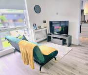 Peckham City Vibes 2BR with Wi-fi and Balcony