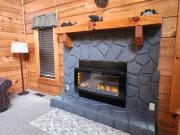 Story Brook: Beautiful true log cabin! Close to Dollywood, State Park, and more!