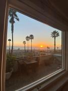 Manhattan Beach Beachfront Charming On The Strand