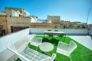 Magestic palazzo, jacuzzi on roof terrace GOVAL-3