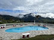 Accommodation Cabin Lake Calima Spectacular Court