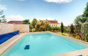 Lovely Home In Les Leves Et Thoumeyra
