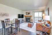 half Mi to Dtwn Frisco Mtn-View Condo with Pool!