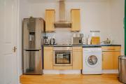 Classy Southampton city center apt with free parking