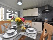 2 Bed in Freshwater East 91445