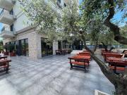 Top Bar