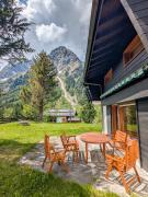 Chalet privé avec vue panoramique, terrasse et jardin