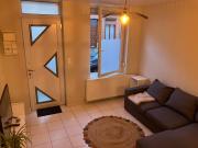 House, ideal health CHR