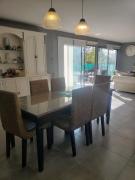 Modera y cómoda casa