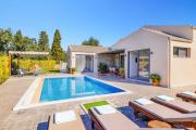 Villa Oras Corfu Tomas by Villa Plus