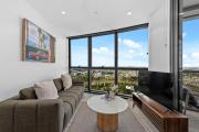 Queens Wharf - Luxe 2BR with Stunning Views & Pool