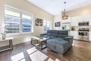 Stylish 1-Bed Condo Just Moments Away from the Charming French Quarter