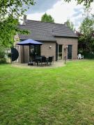 Forest Vacation Home -fenced garden-