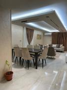 شمس العقاد الفندقيه