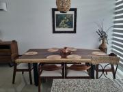 House with air conditioning and pool