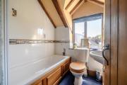 Spacious 5 bed Barn in the Heart of Worcestershire